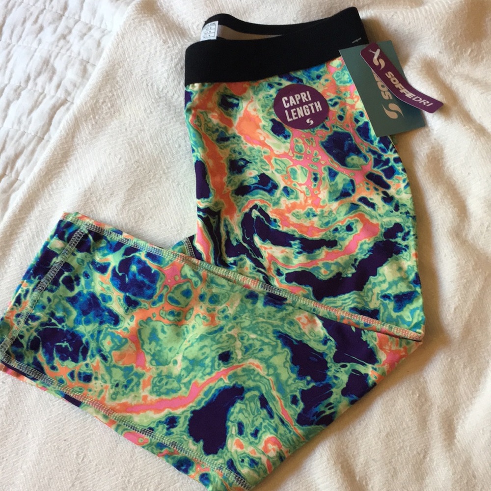 SoffeDri Capri leggings
